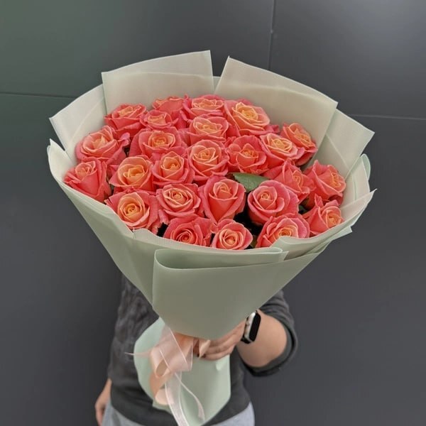 Роза коралловая 25шт.